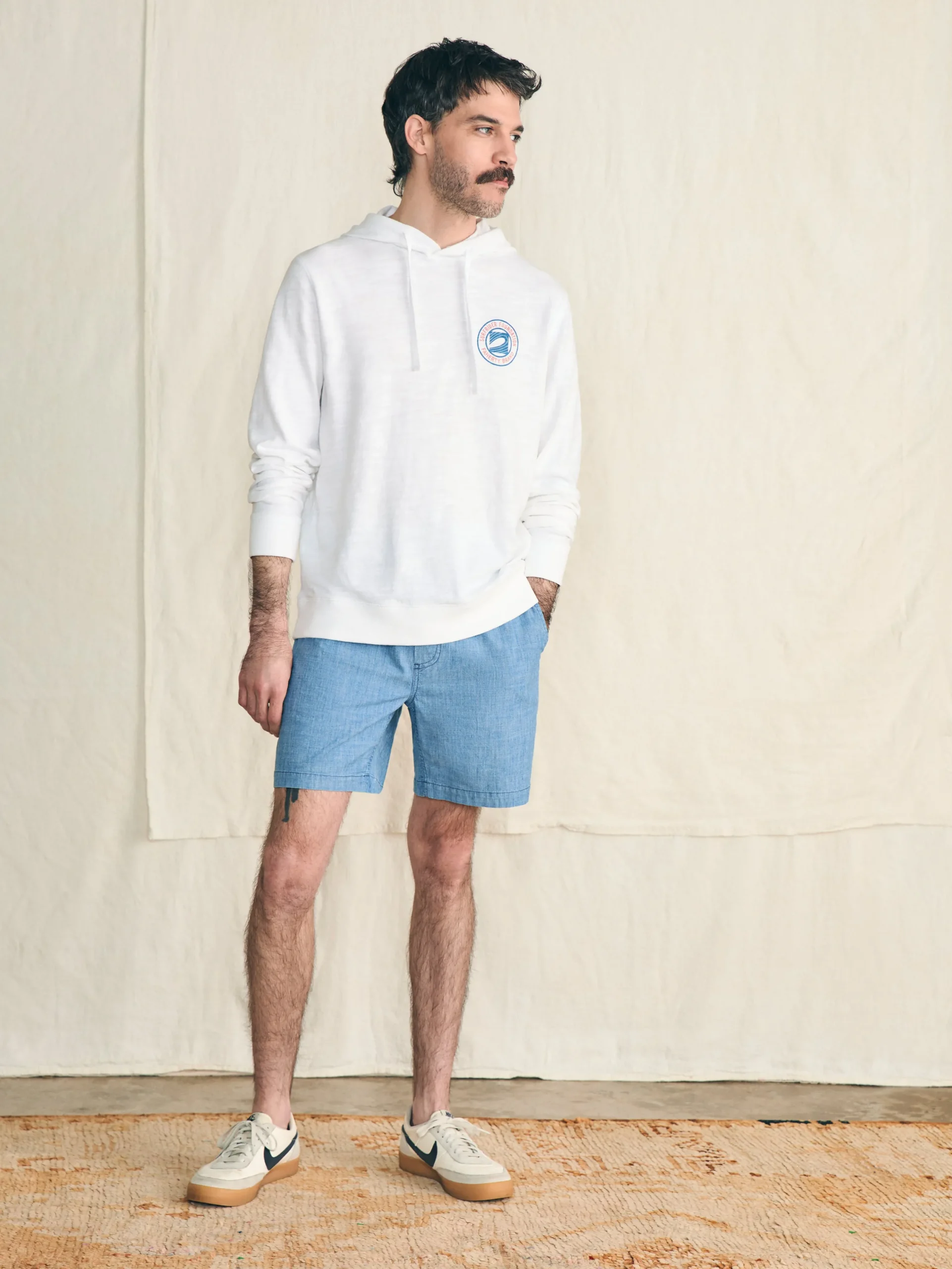 Faherty Brand Shorts*Essential Chambray Short (6.5" Inseam) -