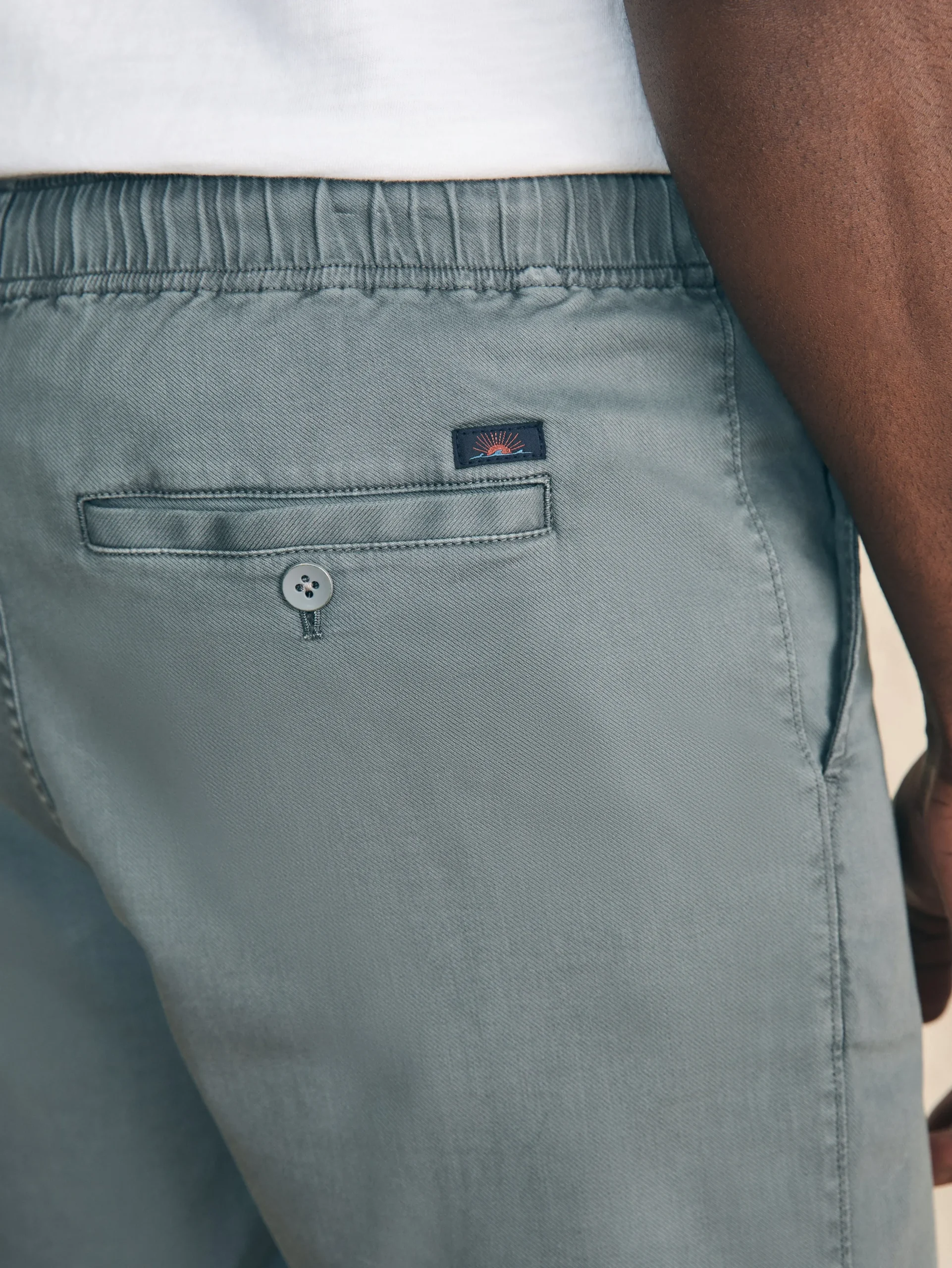Faherty Brand Shorts*Essential Drawstring Short (6.5" Inseam) -