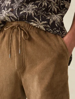 Faherty Brand Shorts*Essential Italian Knit Cord Short (6" Inseam) -