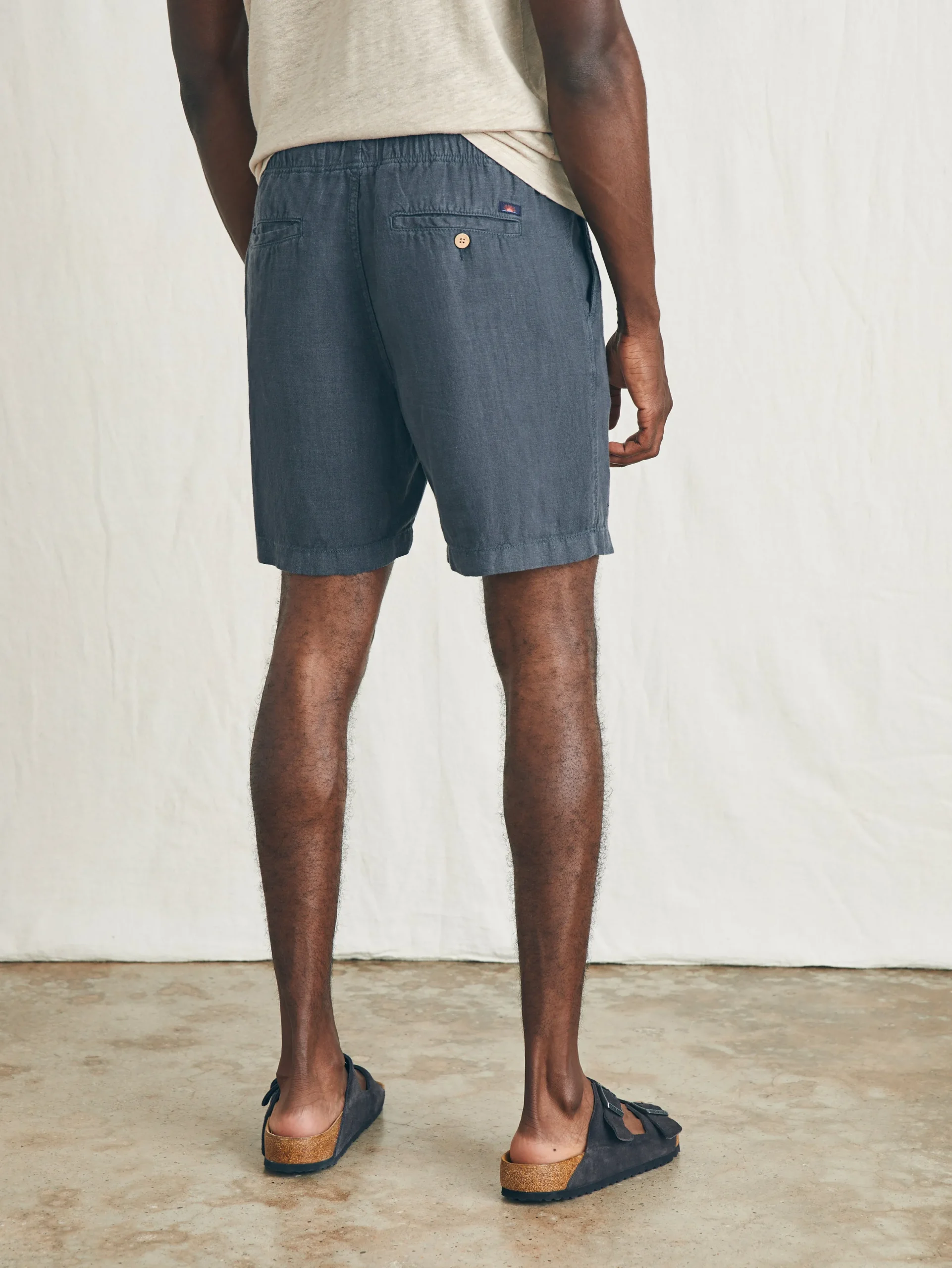 Faherty Brand Shorts*Essential Linen Short (6.5" Inseam) -