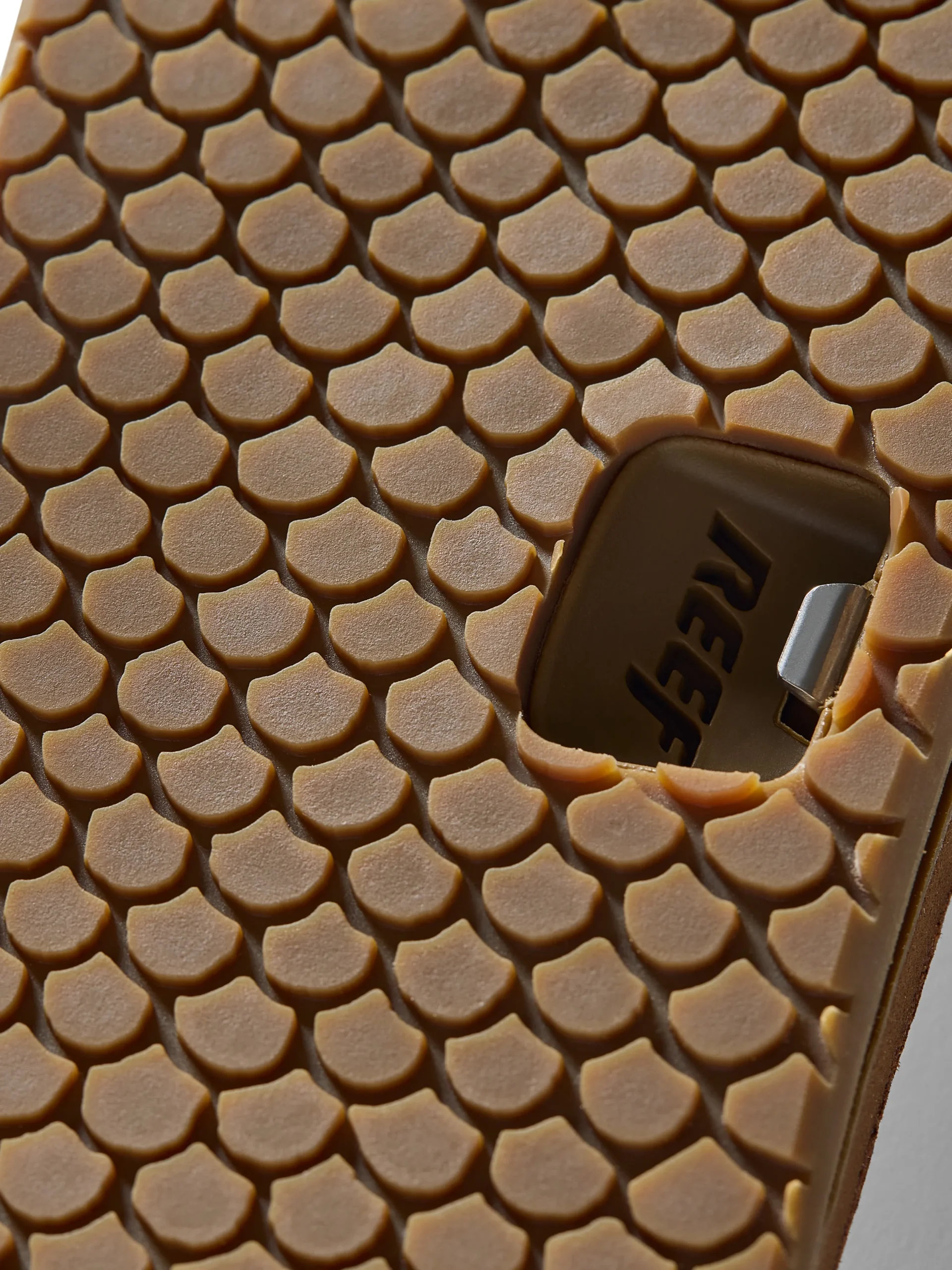 Faherty Brand Shoes*Faherty X REEF Men's Draftsmen Flip Flop -