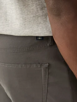 Faherty Brand Pants*Movement™ 5-Pocket Pant Athletic Fit -
