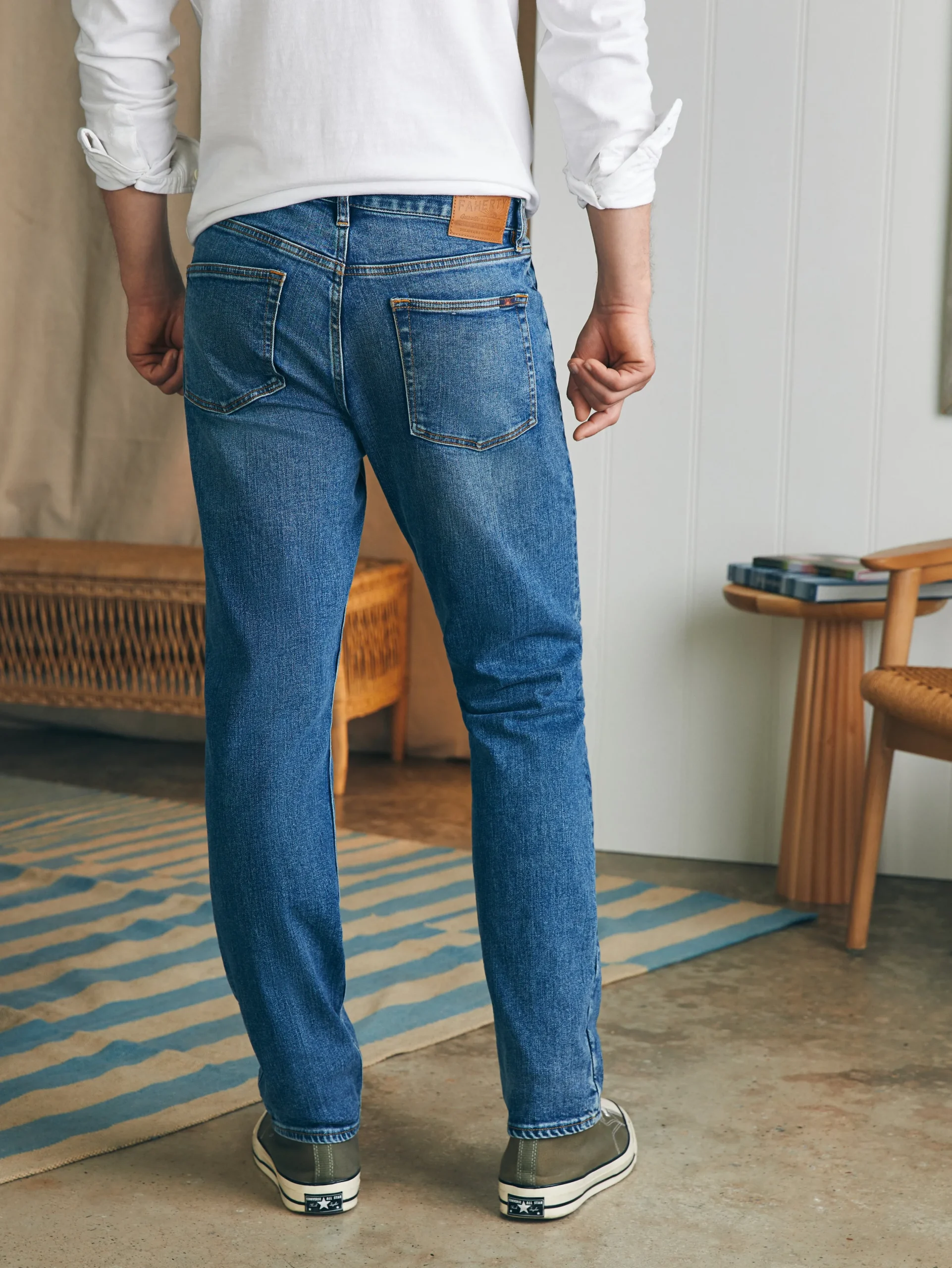 Faherty Brand Pants*Organic Cotton Slim Straight Denim (32" Inseam) -
