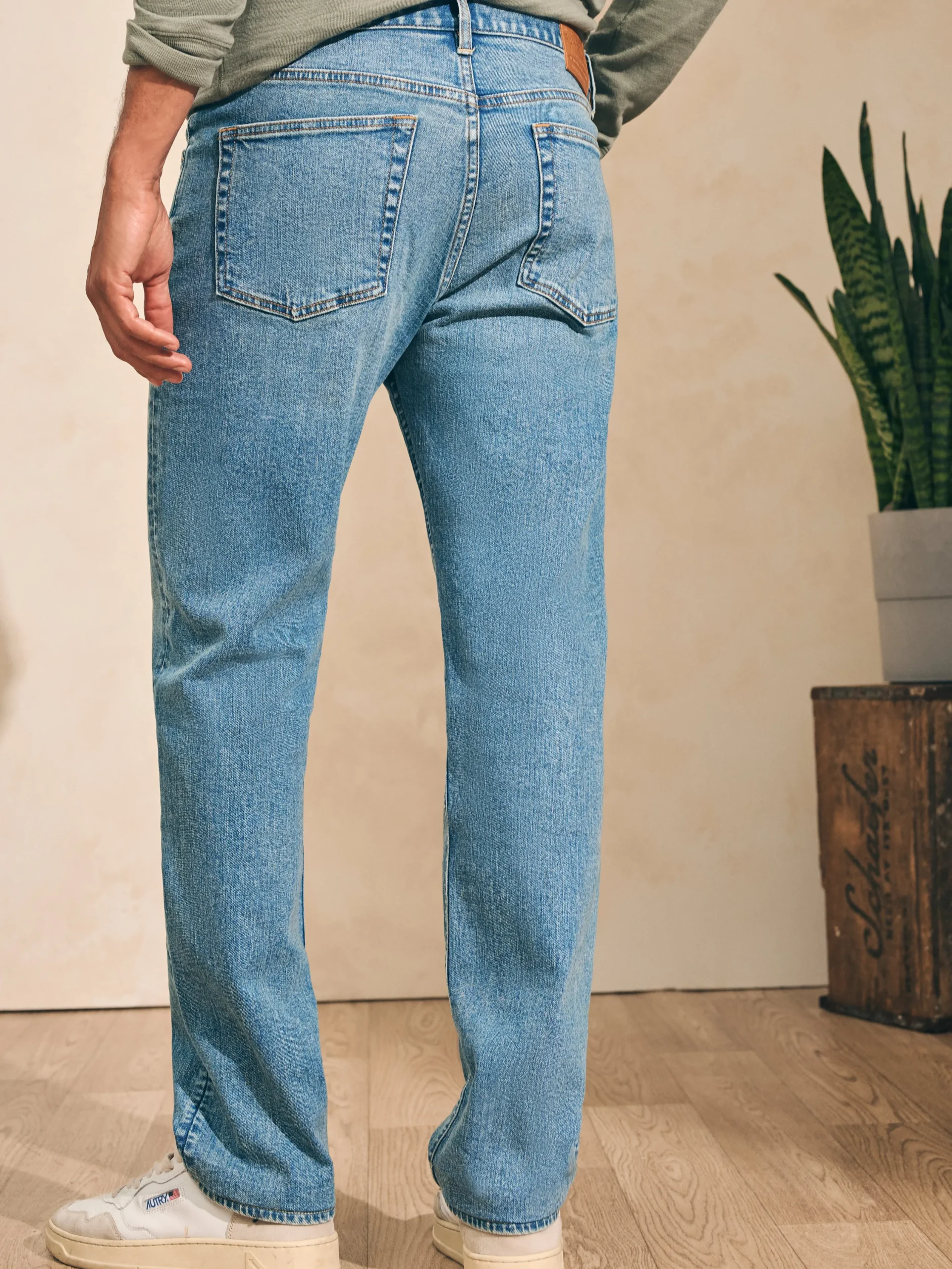 Faherty Brand Pants*Organic Cotton Slim Straight Denim (32" Inseam) -