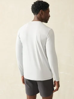 Faherty Brand T-Shirts & Henleys*Shorelite Long-Sleeve Tech Tee -