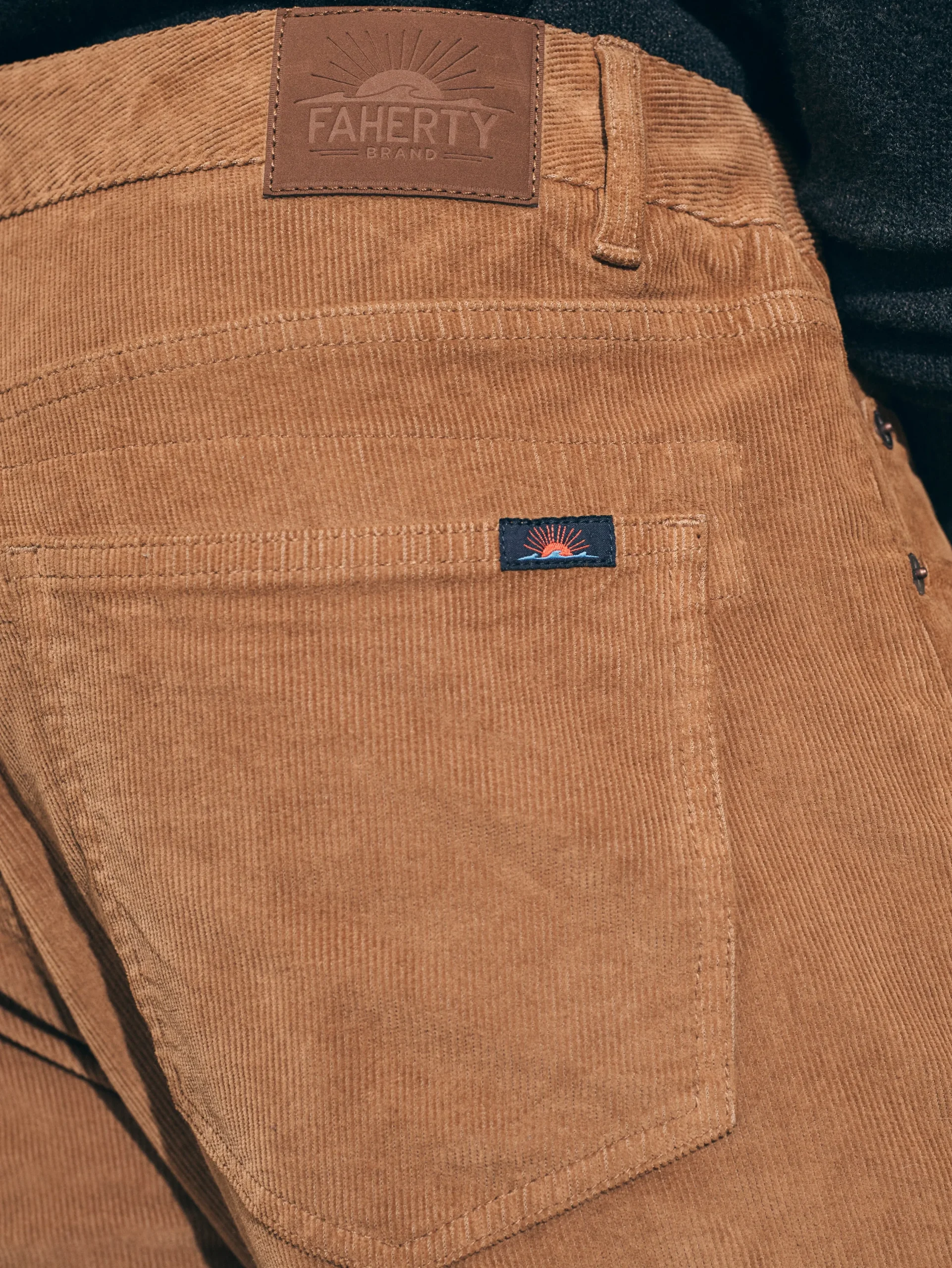 Faherty Brand Pants*Stretch Corduroy 5-Pocket Pant (32" Inseam) -
