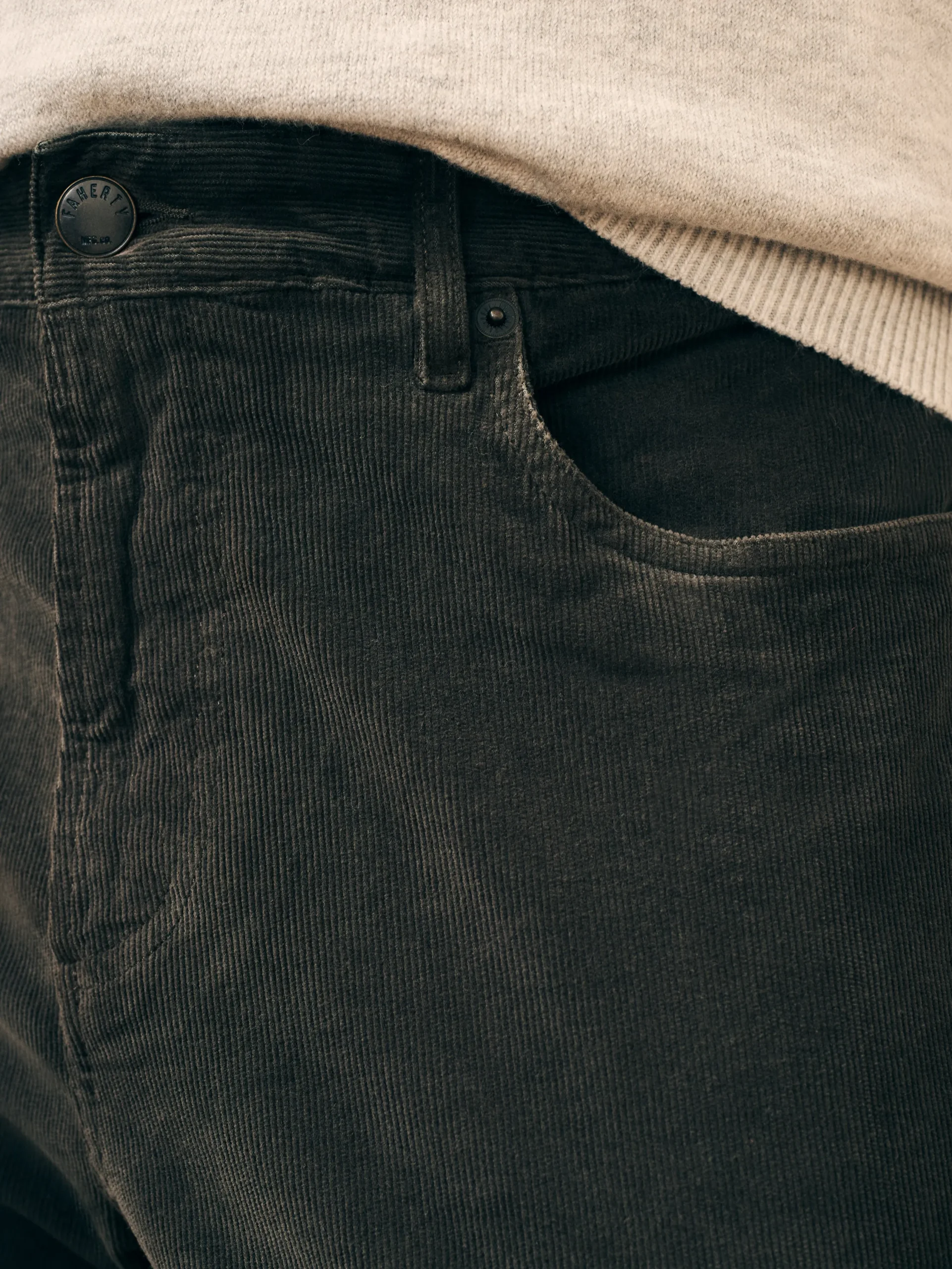 Faherty Brand Pants*Stretch Corduroy 5-Pocket Pant (34" Inseam) -