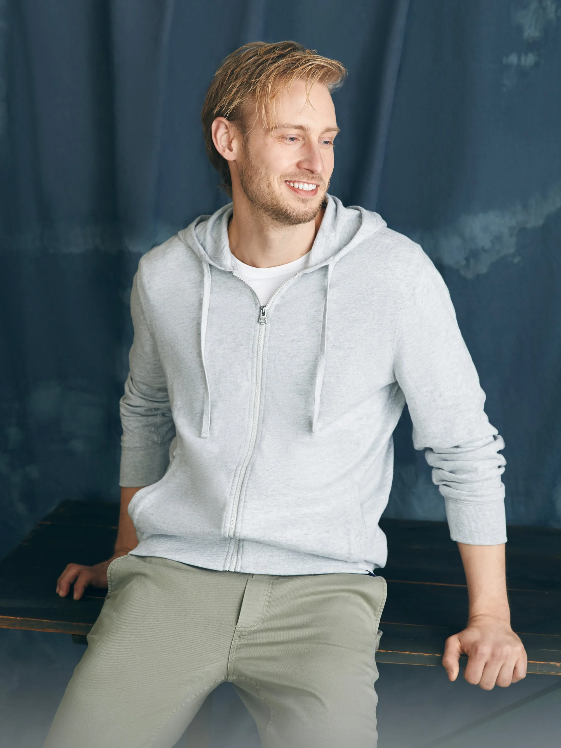 Faherty Brand Hoodies & Sweatshirts*Sunwashed Slub Zip Hoodie -