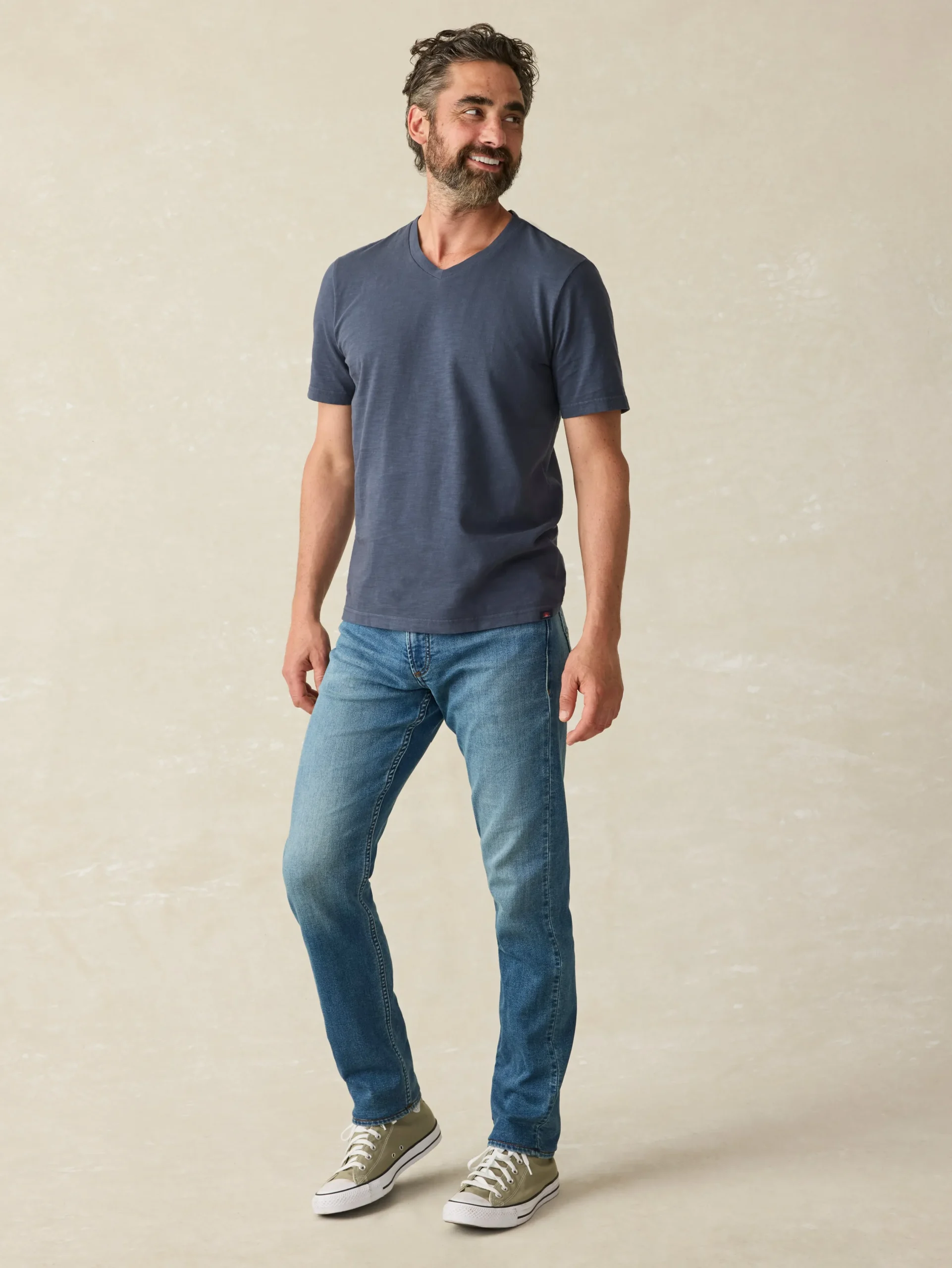 Faherty Brand T-Shirts & Henleys*Sunwashed V-Neck Tee -